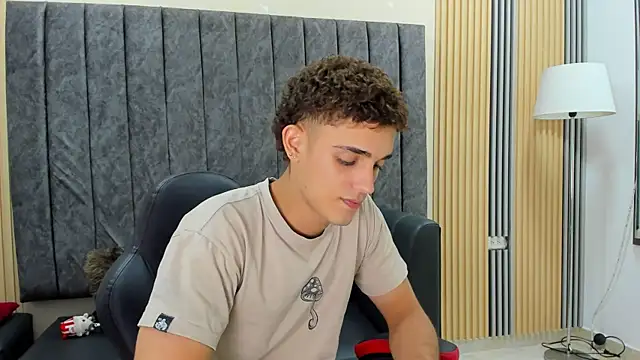 nathan shimmer online show from January 8, 9:31 pm