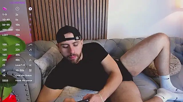 Maximo Wolff online show from March 13, 1:24 am