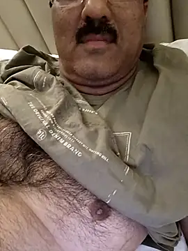 moonflower25 online show from November 30, 2:41 pm