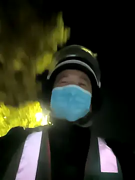 huanhuanaaaaa online show from November 18, 3:38 pm