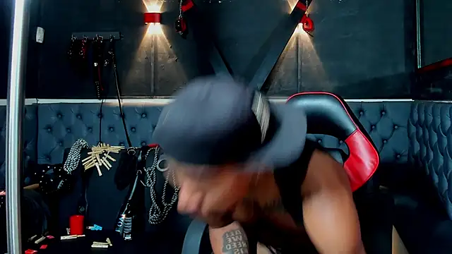 DIEGO WICKED online show from December 3, 12:44 pm