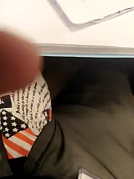 hotboy43339 online show from November 25, 6:04 am