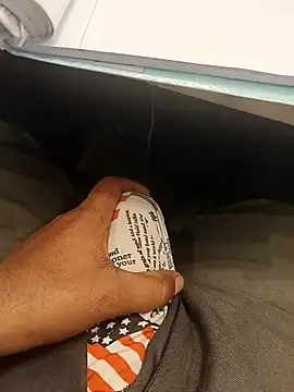 hotboy43339 online show from February 24, 3:40 am