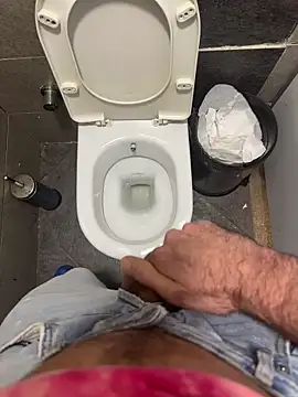 asston-martin online show from November 9, 9:46 am