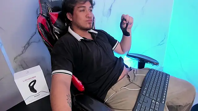 juanmechanic  online show from April 3, 6:54 am