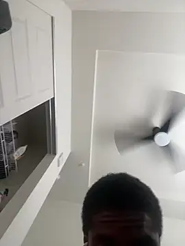 huhgtr online show from April 3, 3:31 pm