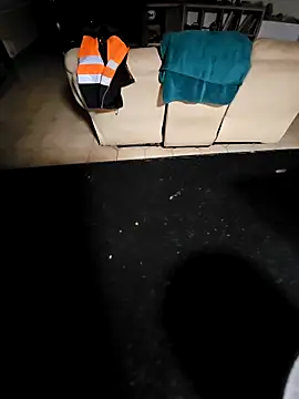 Stingles online show from April 16, 9:37 pm