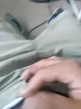 Hzbrandon11 online show from April 28, 4:44 pm