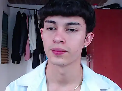 john vichenso online show from September 15, 9:27 pm