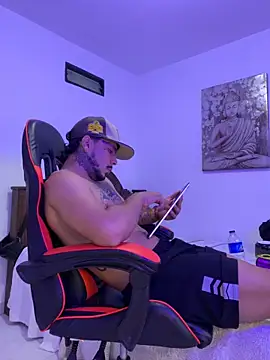 DeimonOficial online show from November 27, 7:39 pm