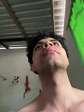 Axel-Mejia online show from April 11, 3:48 pm