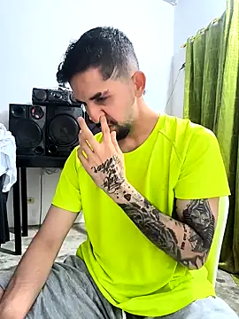 giannis090 online show from October 11, 4:27 am