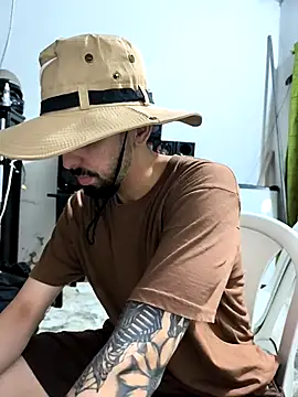 giannis090 online show from October 3, 4:39 am