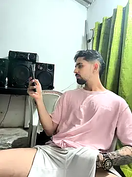 giannis090 online show from October 2, 4:38 am