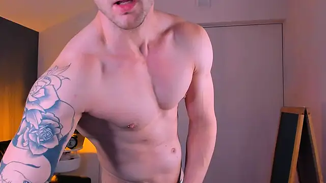 Oscar Miller  online show from November 16, 10:01 pm