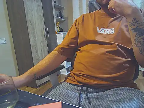 abcillian online show from November 13, 8:13 pm