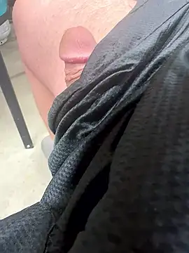 jamesliddick38 online show from January 15, 2:59 am