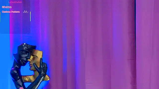 Room 69x online show from October 4, 5:07 pm