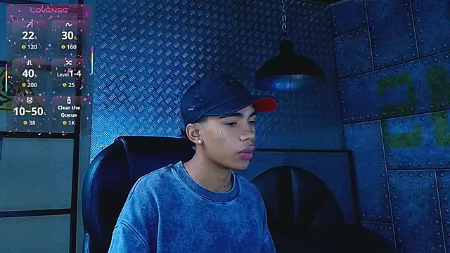 AlanCutee online show from September 20, 1:22 pm