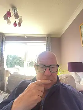 philefc online show from April 22, 9:03 am