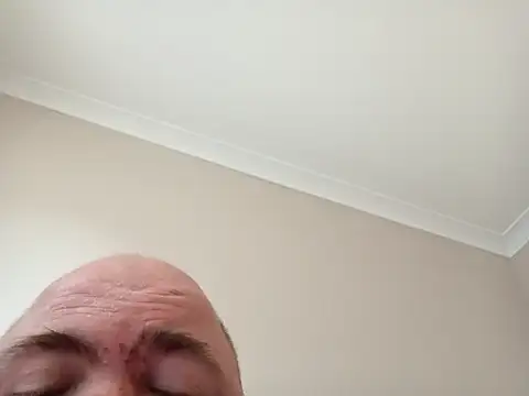 Nigel1121 online show from April 12, 6:37 am