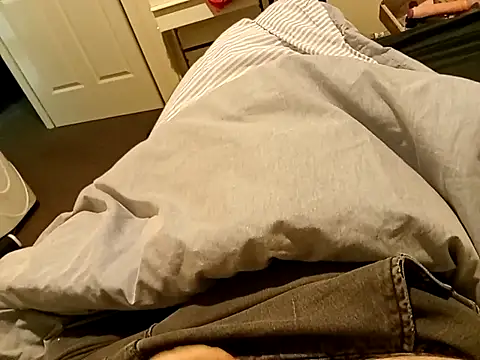 Nigel1121 online show from April 8, 9:08 am