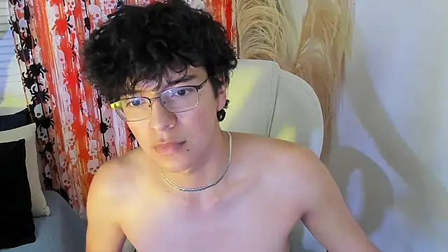 miilo wolf online show from October 8, 1:04 pm
