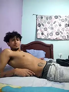 Thebigbreastedgamer online show from February 26, 12:01 am