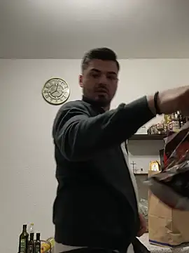 imooLoov online show from February 16, 7:01 pm