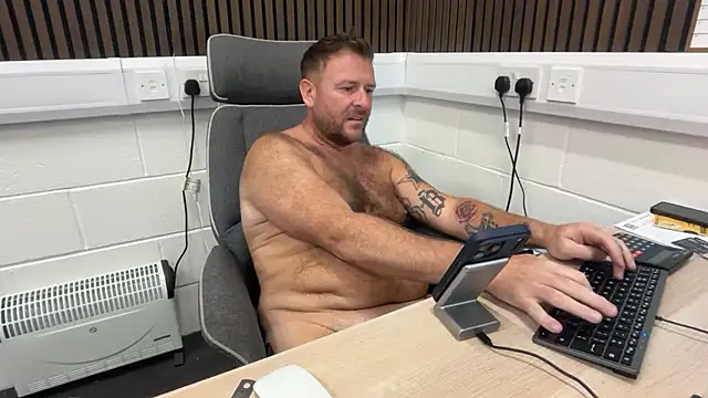 bilf1978 online show from June 26, 8:28 am