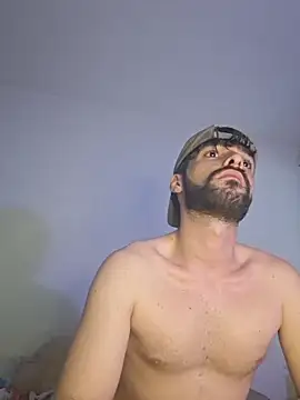 young swisscouple online show from April 1, 10:39 am