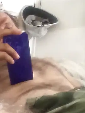 Southerngent1979 online show from November 21, 1:26 am