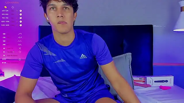 Leo Savage  online show from November 9, 4:16 am