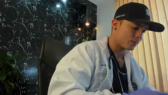 Alexander ferre online show from September 11, 4:06 pm