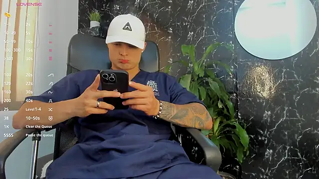 Alexander ferre online show from October 9, 4:23 pm