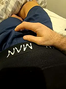 biversboy online show from October 30, 7:48 pm