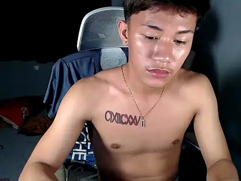 naughtyboyloy 0 online show from April 3, 6:15 pm