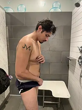 mrredcorn online show from April 13, 8:42 pm