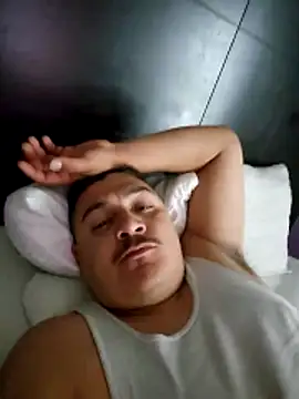 Biglou97 online show from April 16, 1:05 am