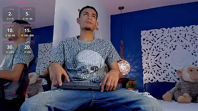 Adonis WB online show from September 15, 8:54 pm