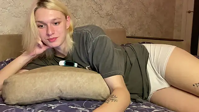 evelina228 online show from December 5, 9:22 pm