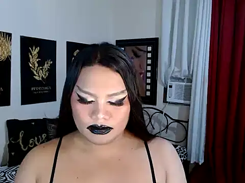 TSbrianaHugeCock online show from December 13, 7:53 pm