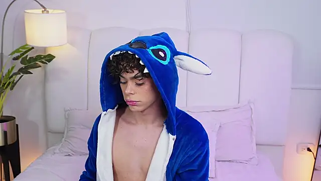 Timmyshy  online show from November 24, 2:45 am