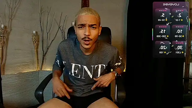 MarcusRain  online show from October 15, 7:43 pm