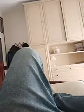 Empi19cm online show from April 9, 4:02 pm