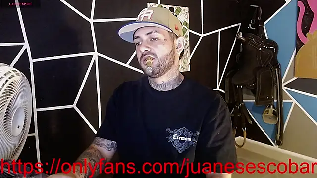 nicolastorres99 online show from October 11, 4:05 am