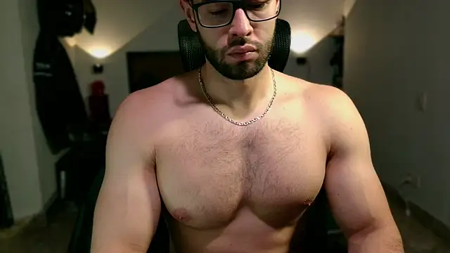 Snapshot of jacobmuscle4u chatting on October 24, 1:51 am jacobmuscle4u online show from October 24, 1:51 am