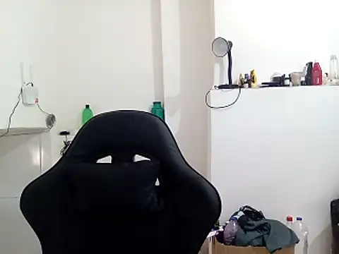 moreno25centimetro online show from November 12, 5:29 pm