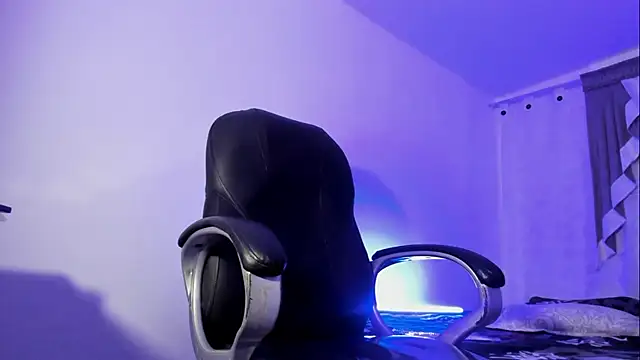 Angelicious Boy online show from November 25, 3:30 am