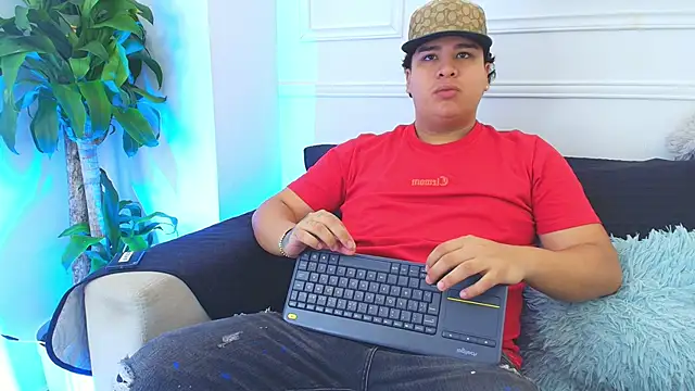 Naim Bennetsex online show from November 5, 6:43 pm